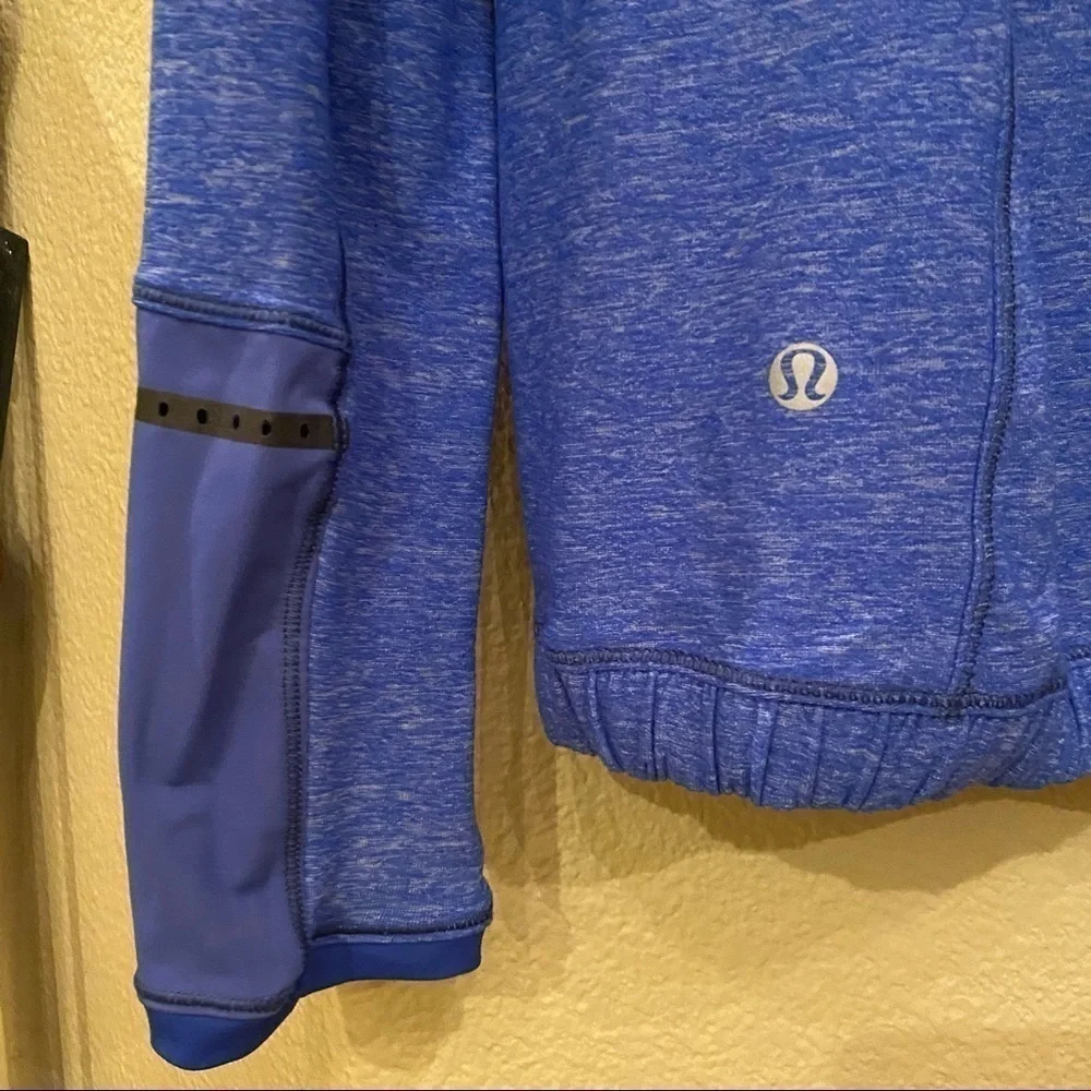 LULULEMON Blue 1/4 Zipped Long Sleeve Top Size 4-6